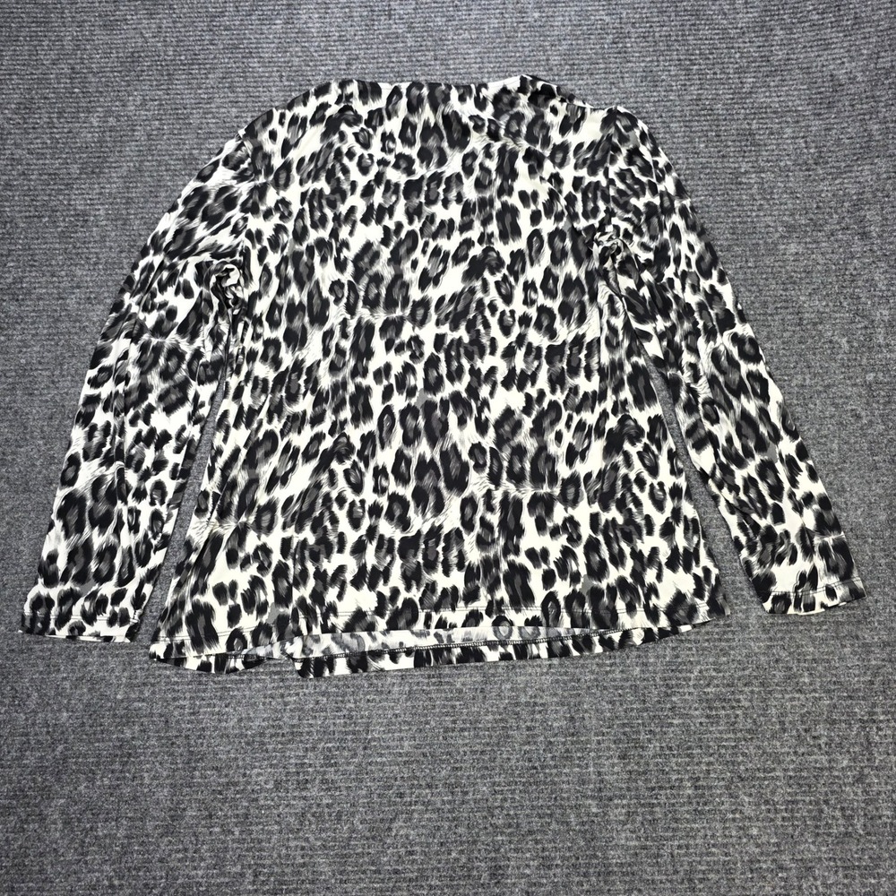 Southern Lady Leopard Print Blouse Women's Size L Grey Black Pleated Scoop Neck - Picture 2 of 7